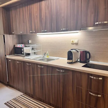 Argisht - 2 Bedroom * 瓦爾納