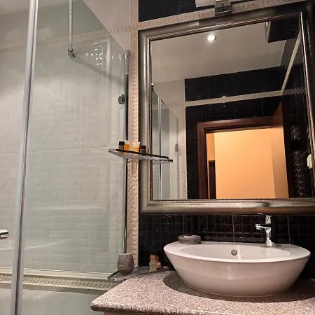 Argisht - 2 Bedroom * 瓦爾納